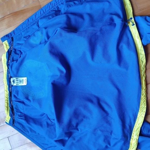 ADIDAS jacket Size S - Picture 9 of 13